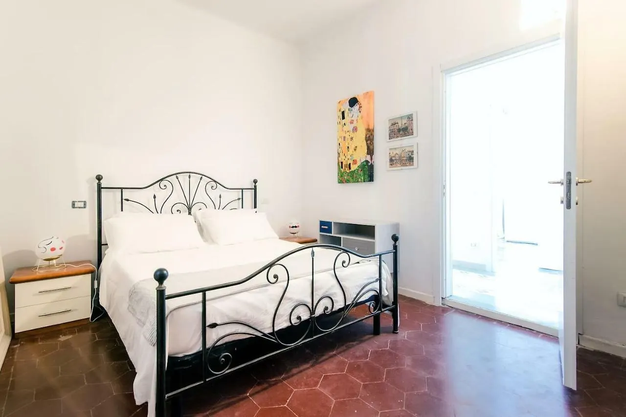 Maison Peltrera Côme Italie